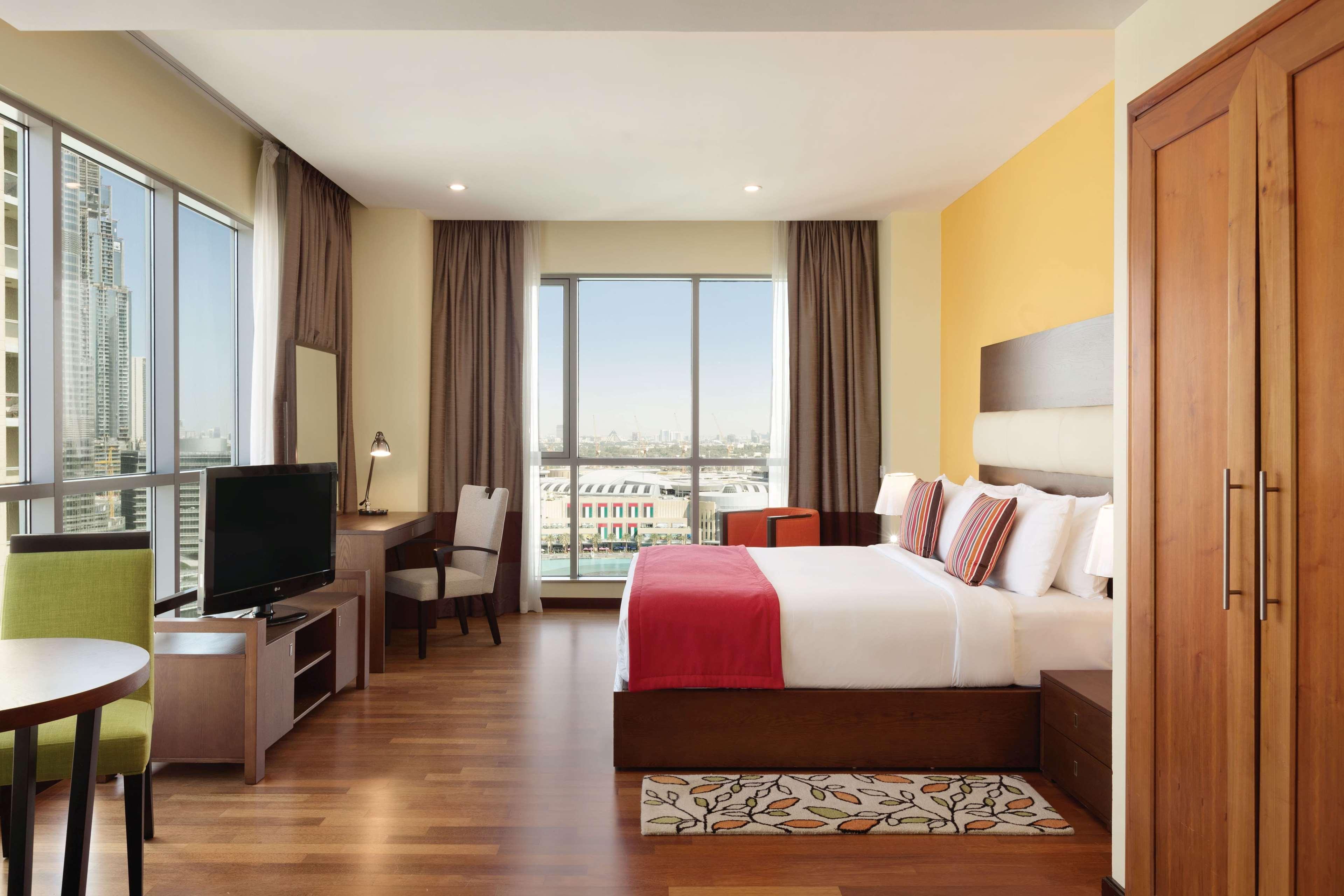 Ramada By Wyndham Downtown Dubai Aparthotel Bagian luar foto