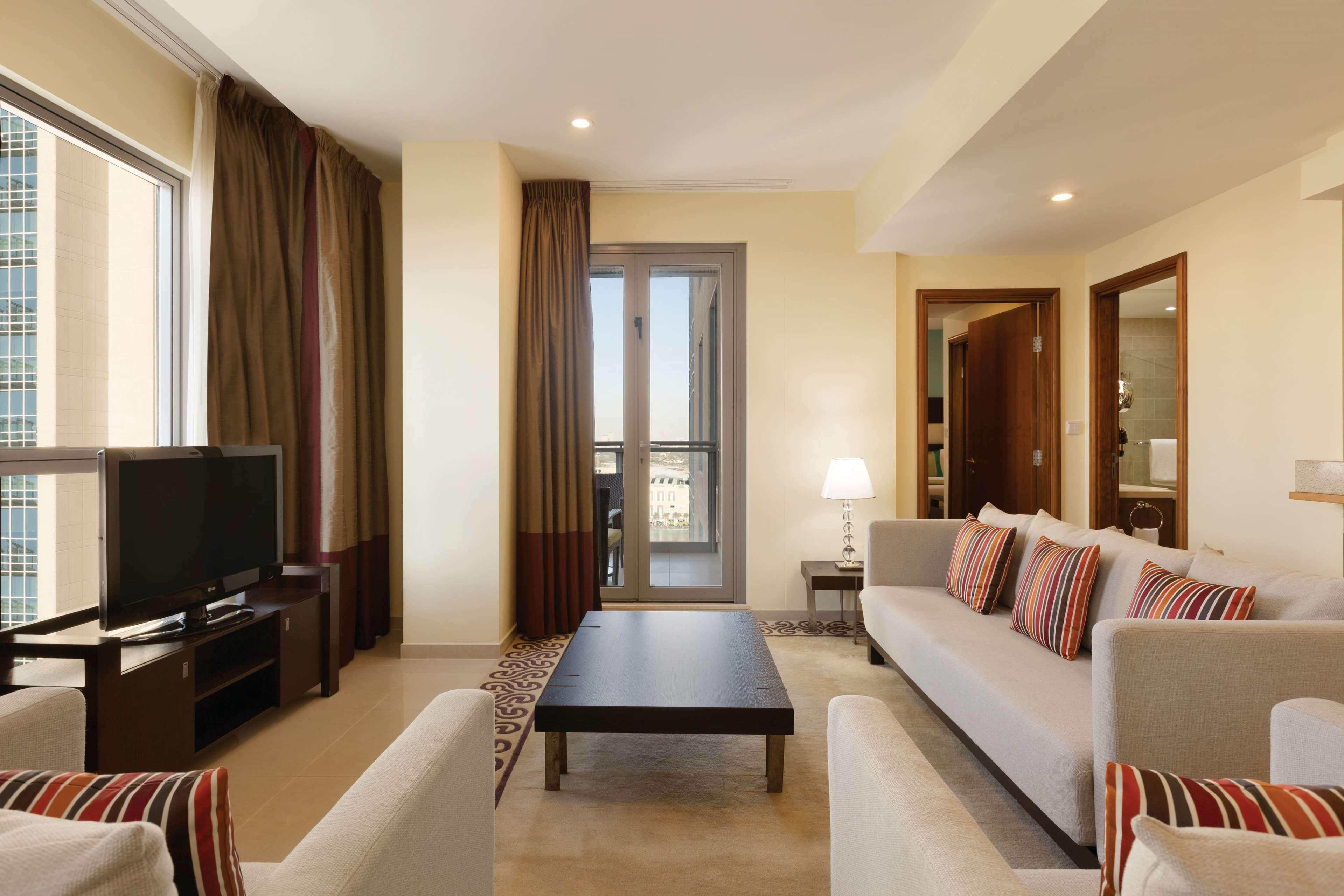 Ramada By Wyndham Downtown Dubai Aparthotel Bagian luar foto