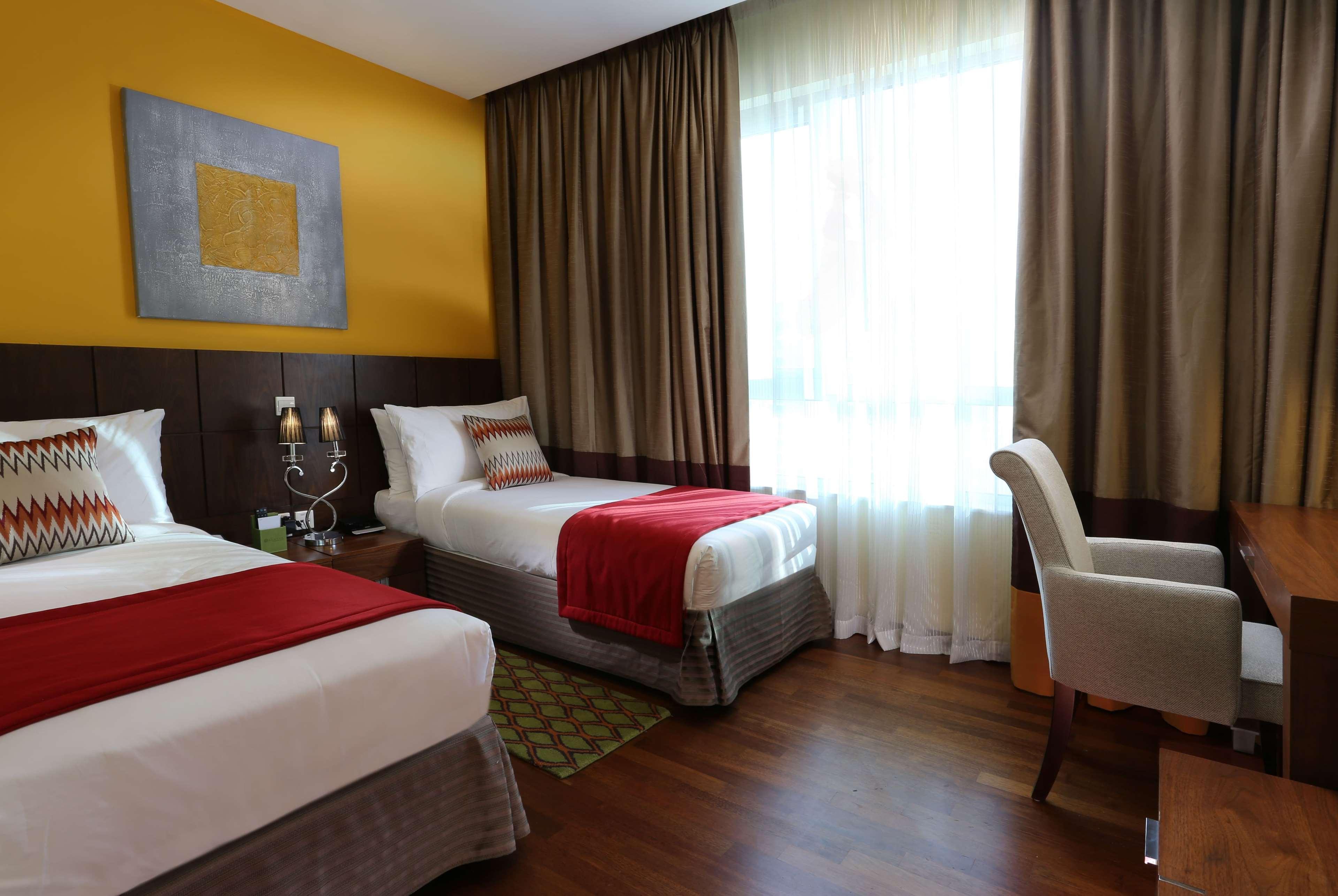 Ramada By Wyndham Downtown Dubai Aparthotel Bagian luar foto